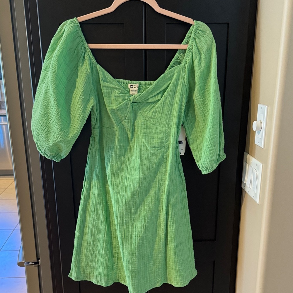 Billabong Light Green Puff-Sleeve Lined Dress NEW with tags